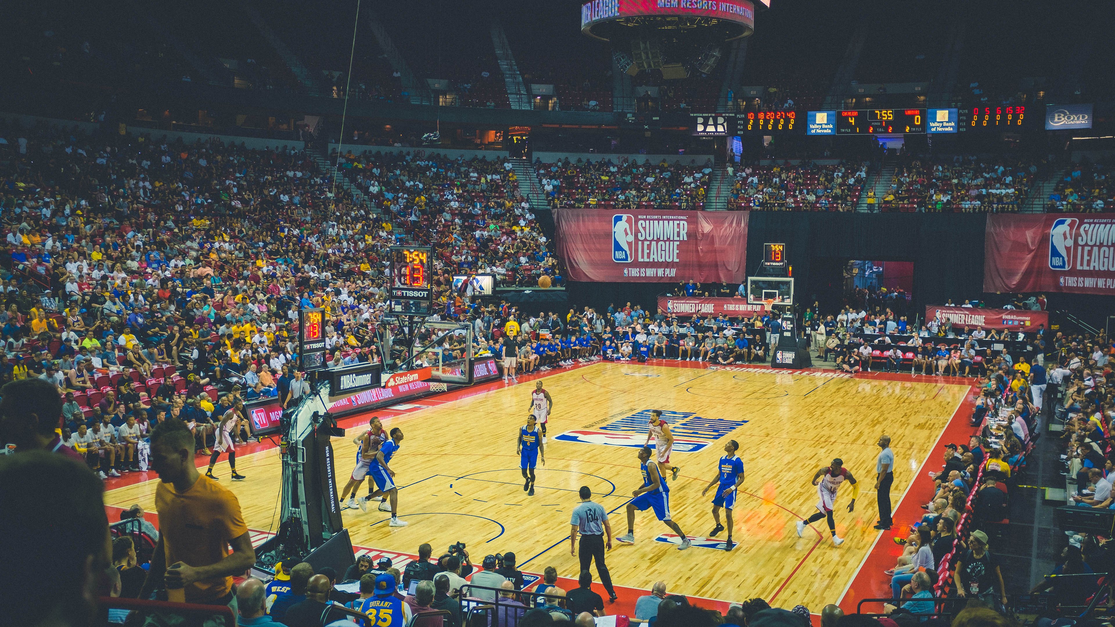 东决关键战之夜,布克全场最佳无争议