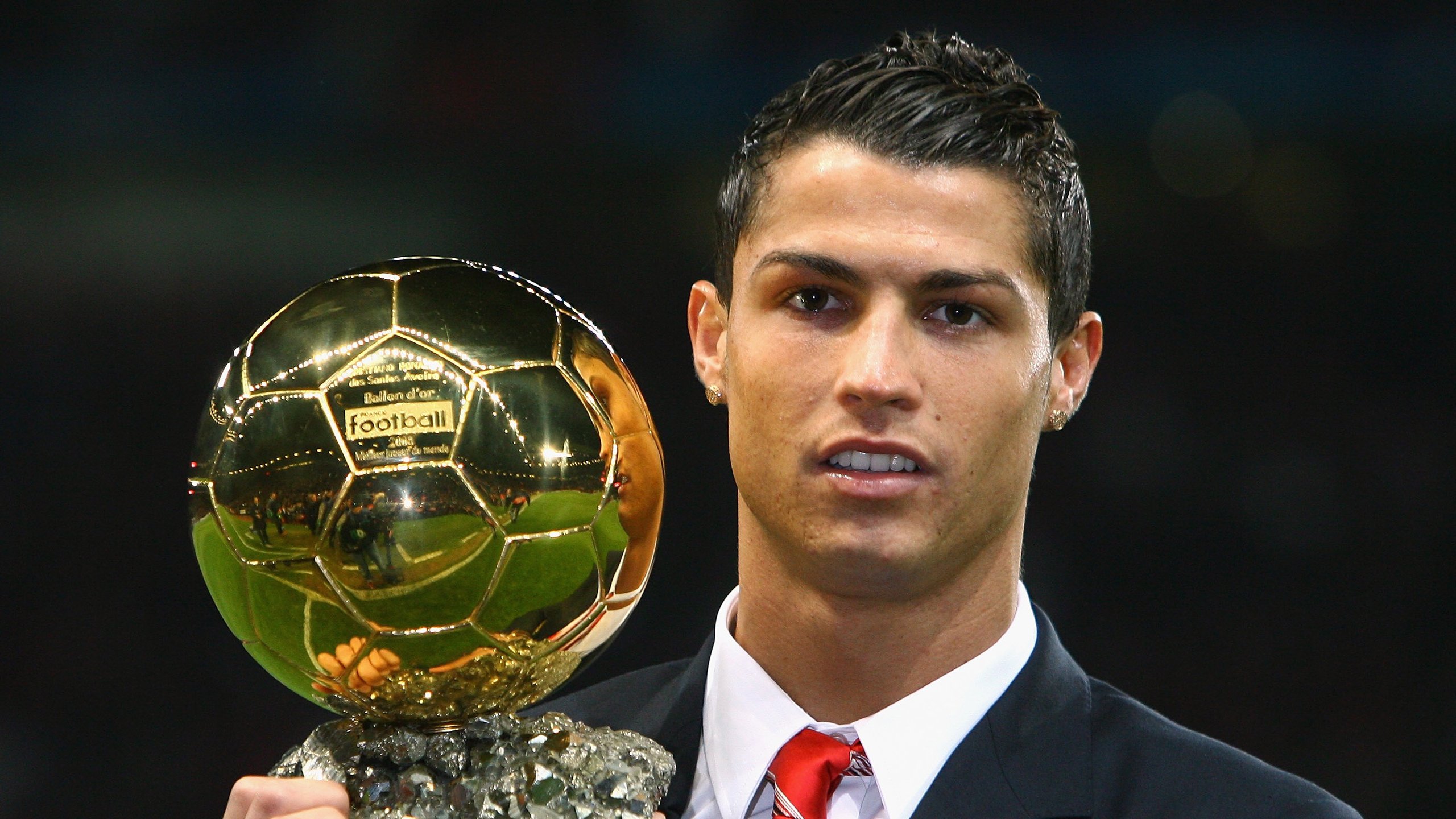 赛道风云，梅赛德斯横扫红牛，周冠宇状态火热改写F1格局